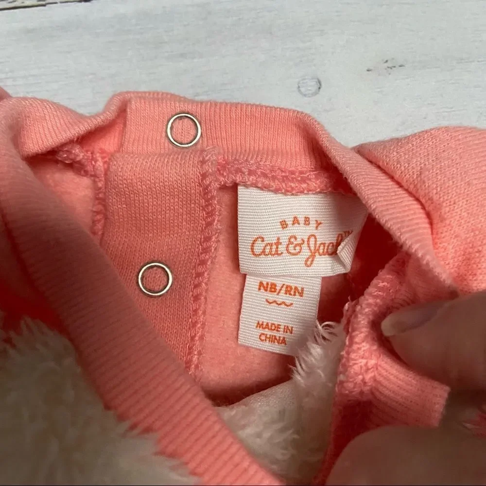 🍭6/$30 Cat & Jack Polar Bear Peplum Sweatshirt - Newborn
